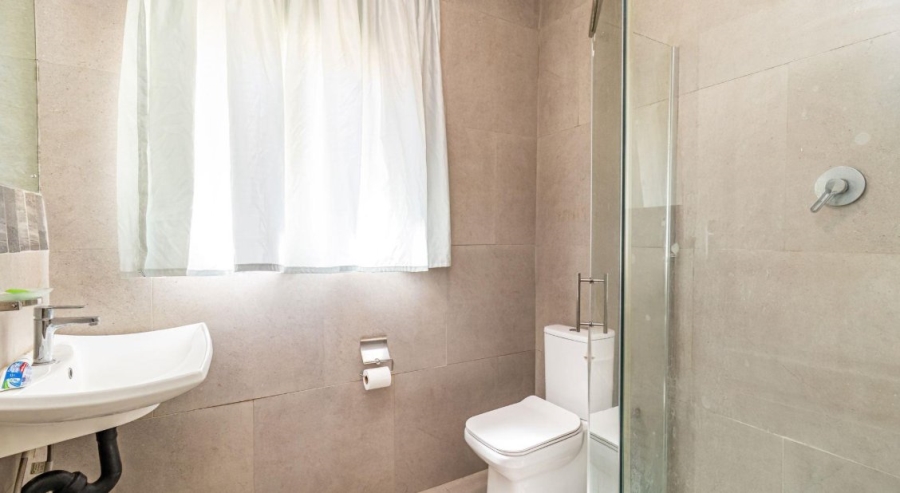 5 Bedroom Property for Sale in Illiondale Gauteng