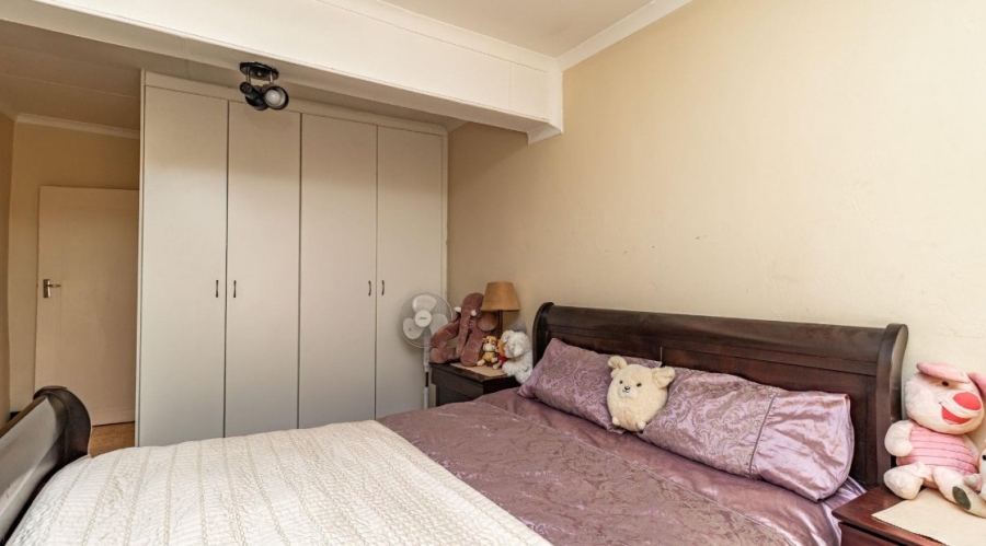 5 Bedroom Property for Sale in Illiondale Gauteng