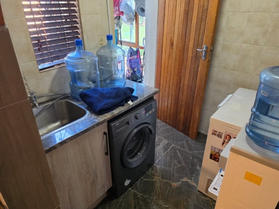 3 Bedroom Property for Sale in Bonaero Park Gauteng