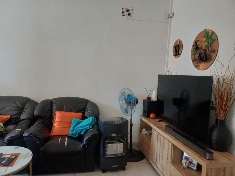To Let 2 Bedroom Property for Rent in Eden Glen Gauteng