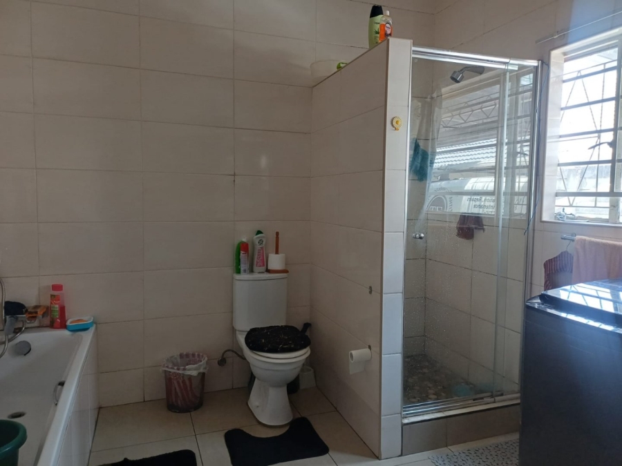 To Let 2 Bedroom Property for Rent in Eden Glen Gauteng