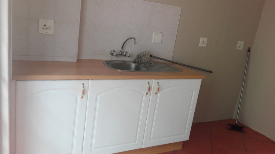To Let 1 Bedroom Property for Rent in Lynnwood Gauteng
