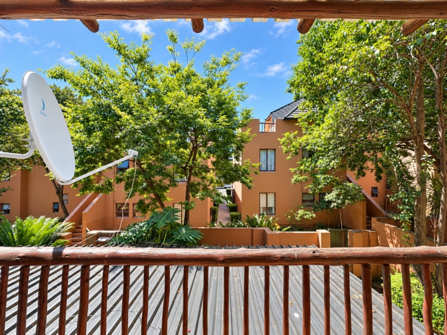 2 Bedroom Property for Sale in Sunninghill Gauteng
