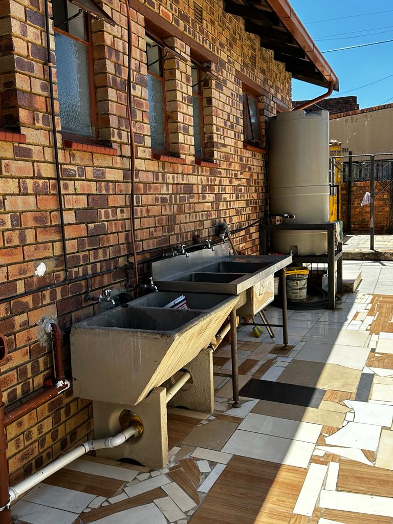 9 Bedroom Property for Sale in Diepkloof Gauteng