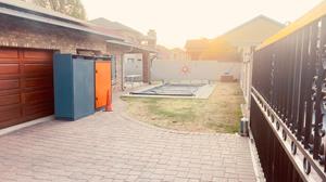 To Let 3 Bedroom Property for Rent in Amberfield Ridge Gauteng