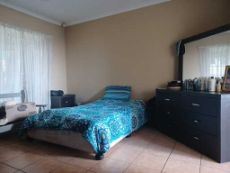 To Let 3 Bedroom Property for Rent in Die Hoewes Gauteng