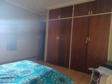 To Let 3 Bedroom Property for Rent in Die Hoewes Gauteng
