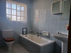 To Let 3 Bedroom Property for Rent in Die Hoewes Gauteng