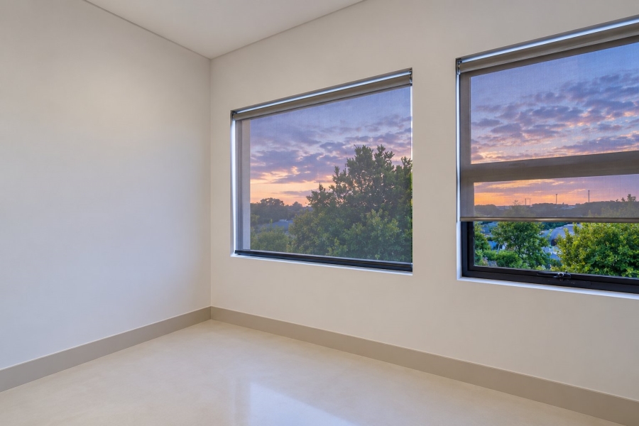 2 Bedroom Property for Sale in Lombardy Gauteng