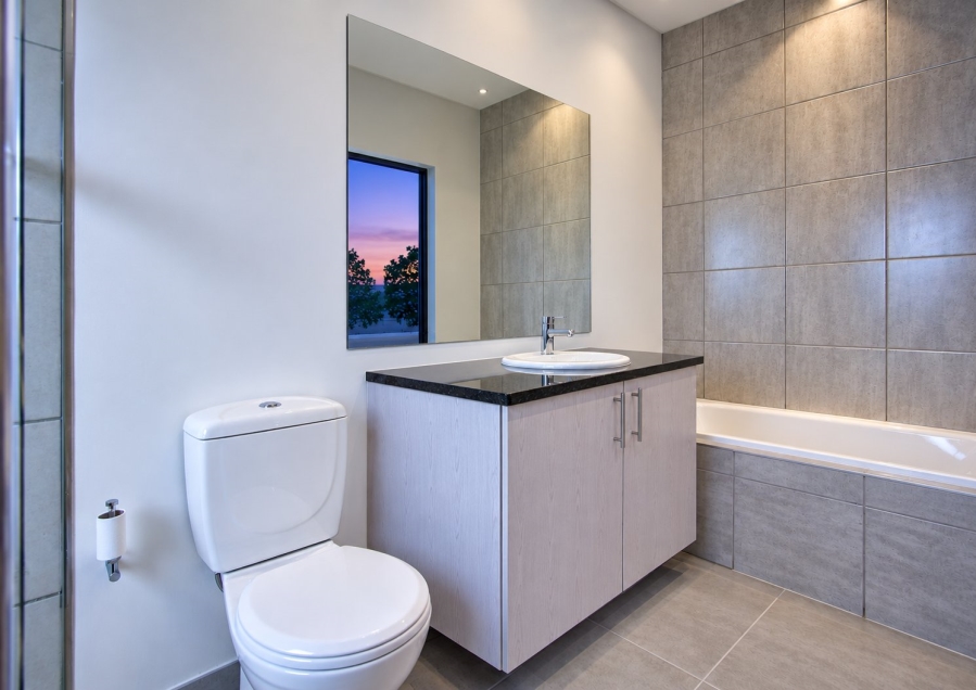 2 Bedroom Property for Sale in Lombardy Gauteng