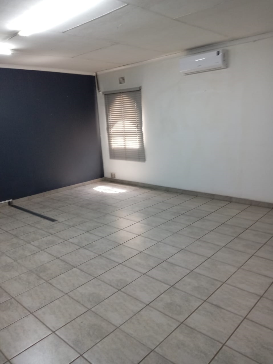 3 Bedroom Property for Sale in Vanderbijlpark SE 2 Gauteng