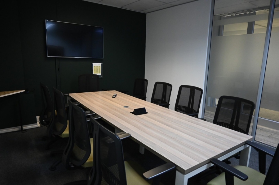 To Let Commercial Property for Rent in Die Hoewes Gauteng