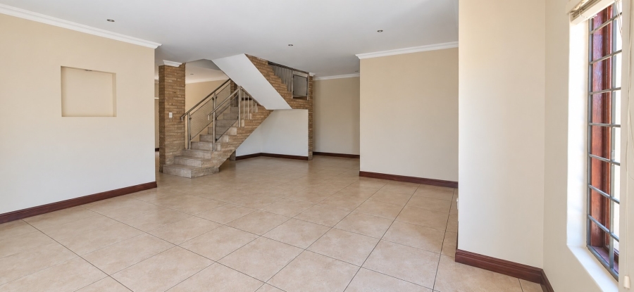 4 Bedroom Property for Sale in Hughes Gauteng