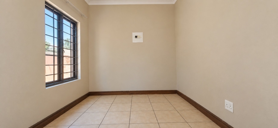 4 Bedroom Property for Sale in Hughes Gauteng
