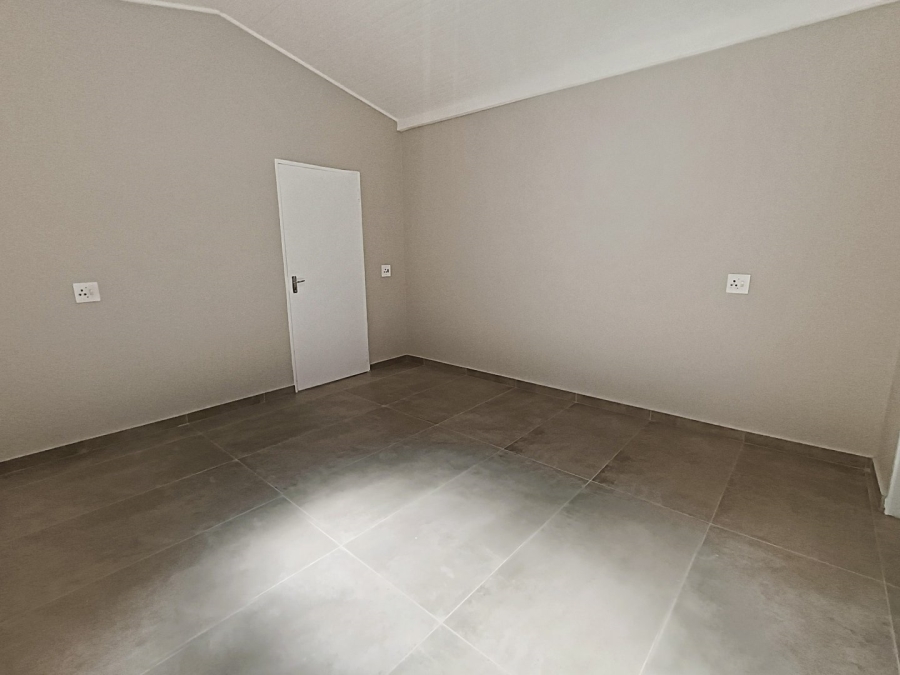 To Let Commercial Property for Rent in Faerie Glen Gauteng