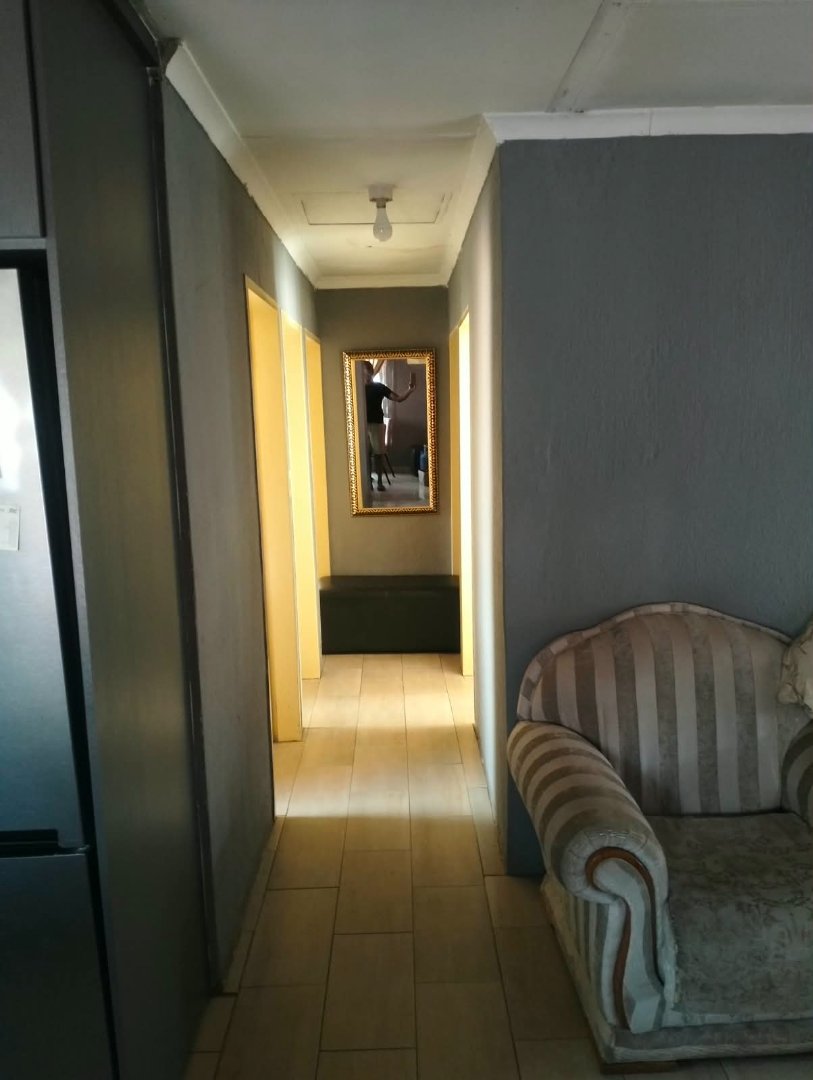  Bedroom Property for Sale in Danville Gauteng