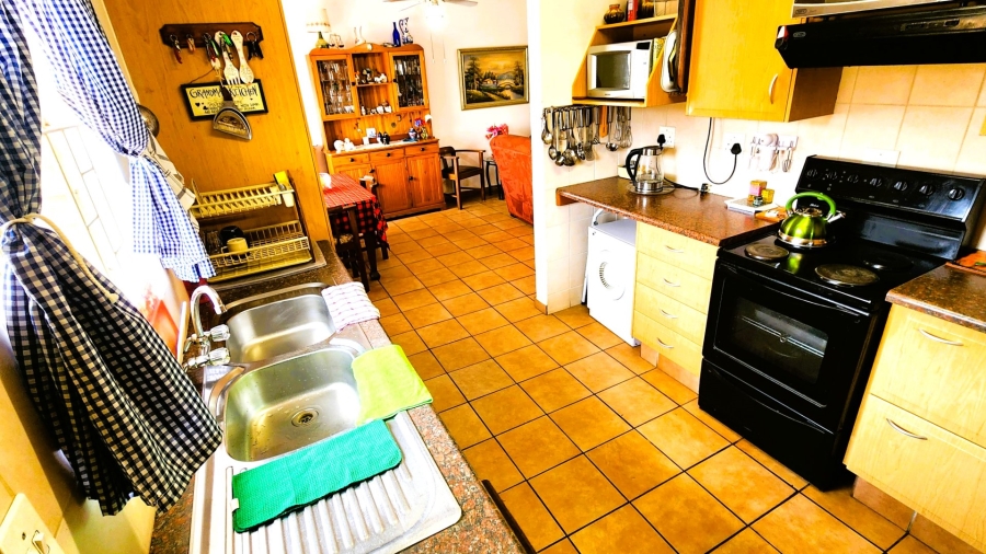 2 Bedroom Property for Sale in Kleinfontein A H Gauteng