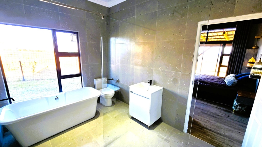 3 Bedroom Property for Sale in Kleinfontein A H Gauteng