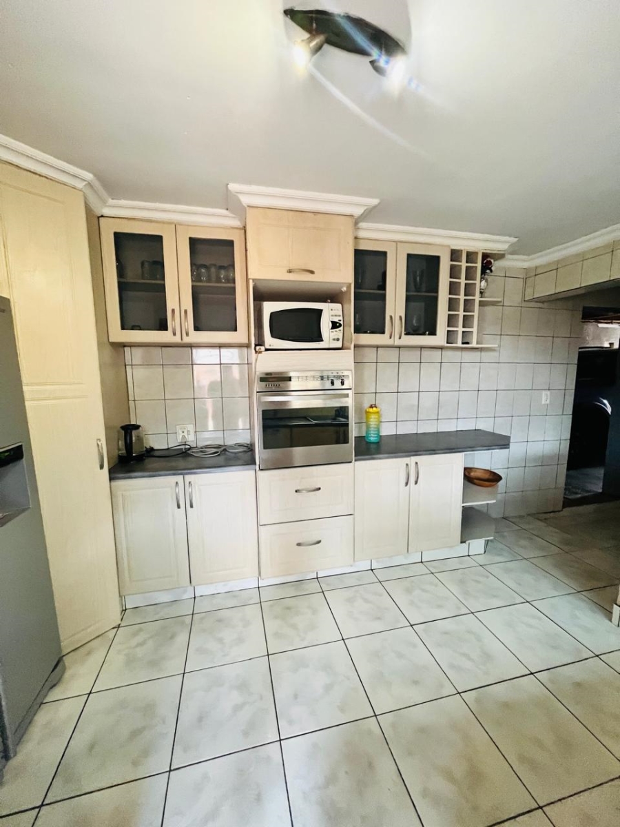 3 Bedroom Property for Sale in Atteridgeville Gauteng