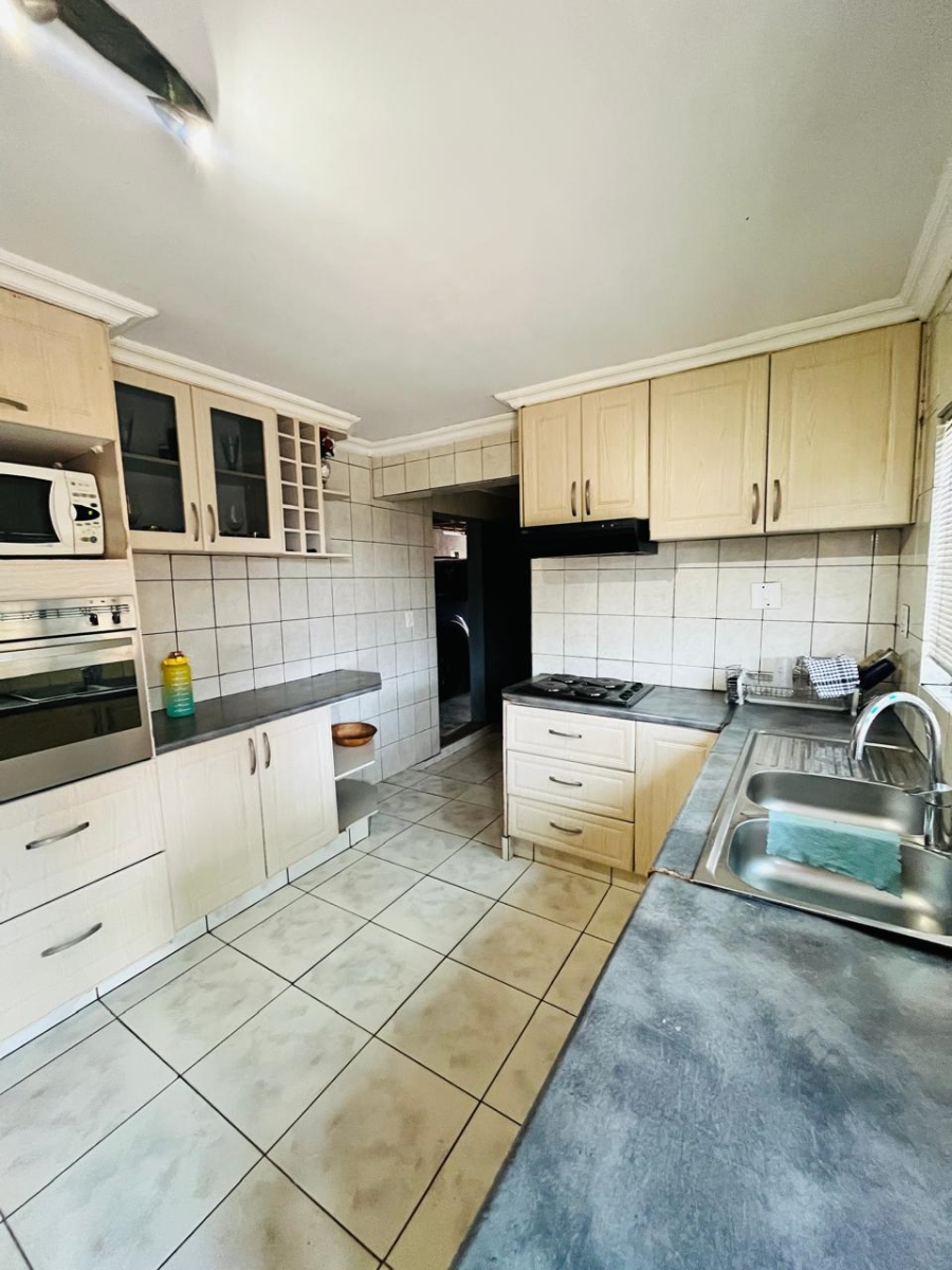 3 Bedroom Property for Sale in Atteridgeville Gauteng