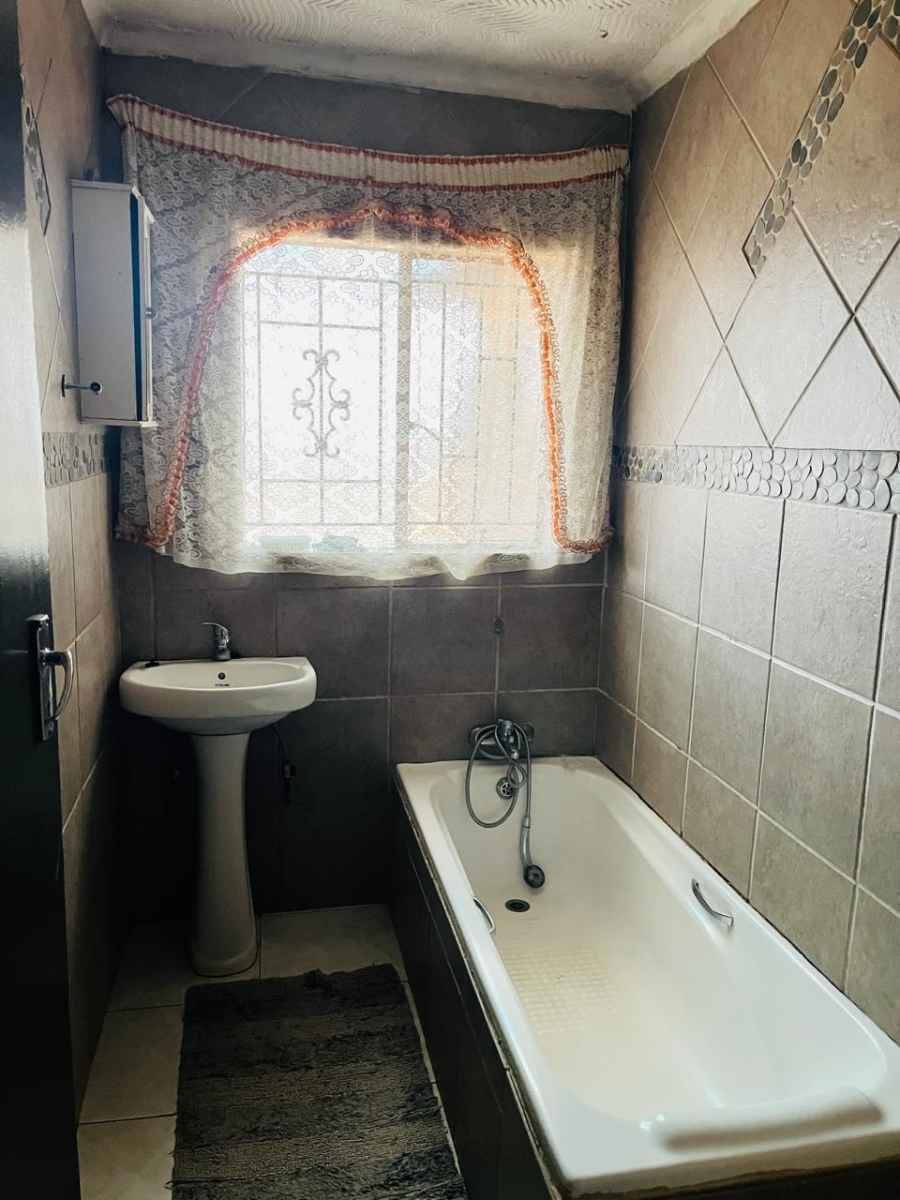 3 Bedroom Property for Sale in Atteridgeville Gauteng