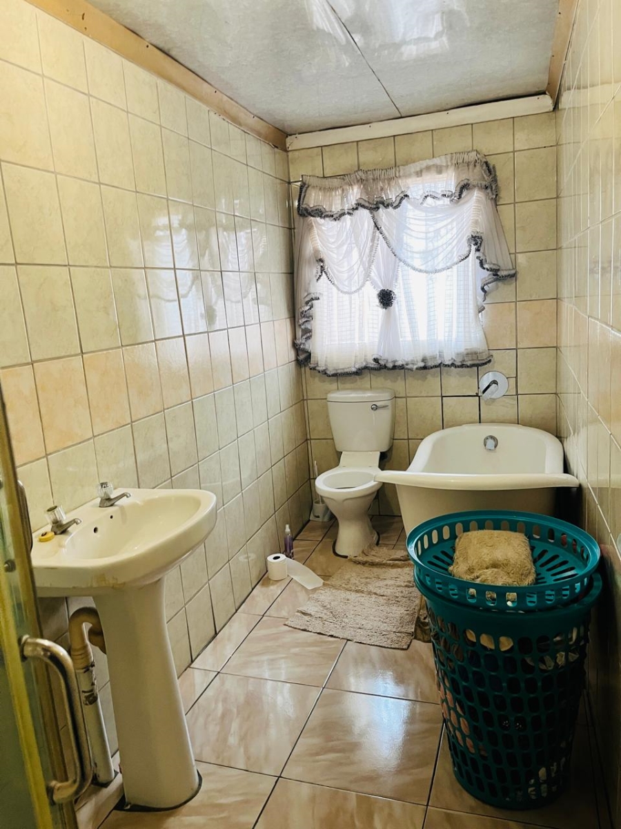 3 Bedroom Property for Sale in Atteridgeville Gauteng