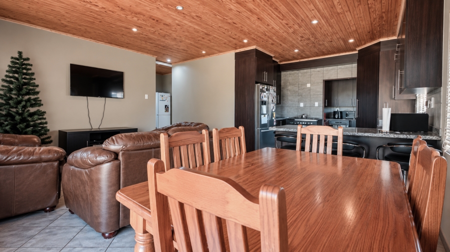 9 Bedroom Property for Sale in Helenarus Gauteng