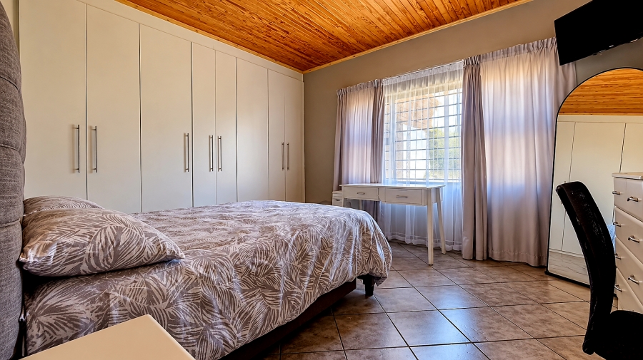 9 Bedroom Property for Sale in Helenarus Gauteng