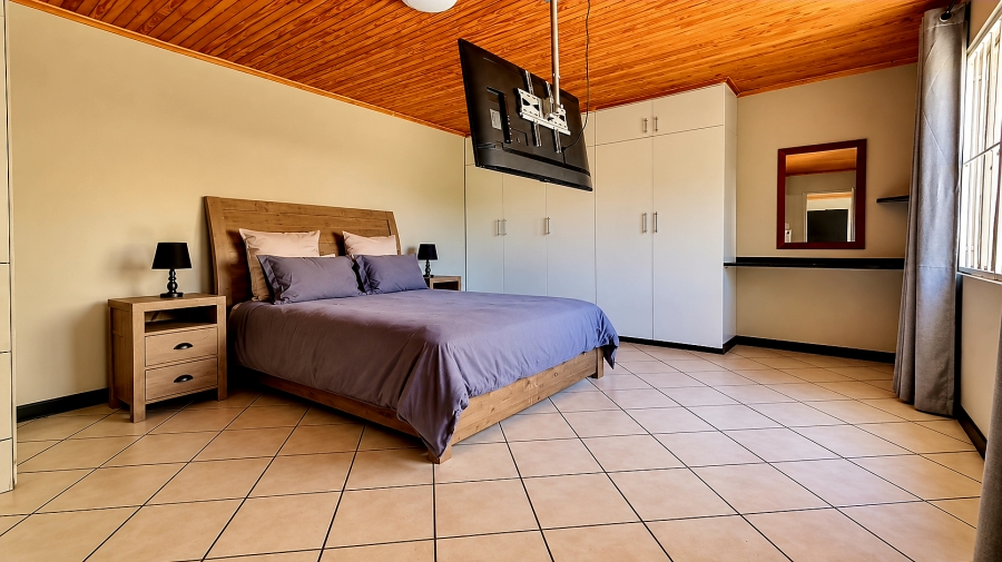9 Bedroom Property for Sale in Helenarus Gauteng