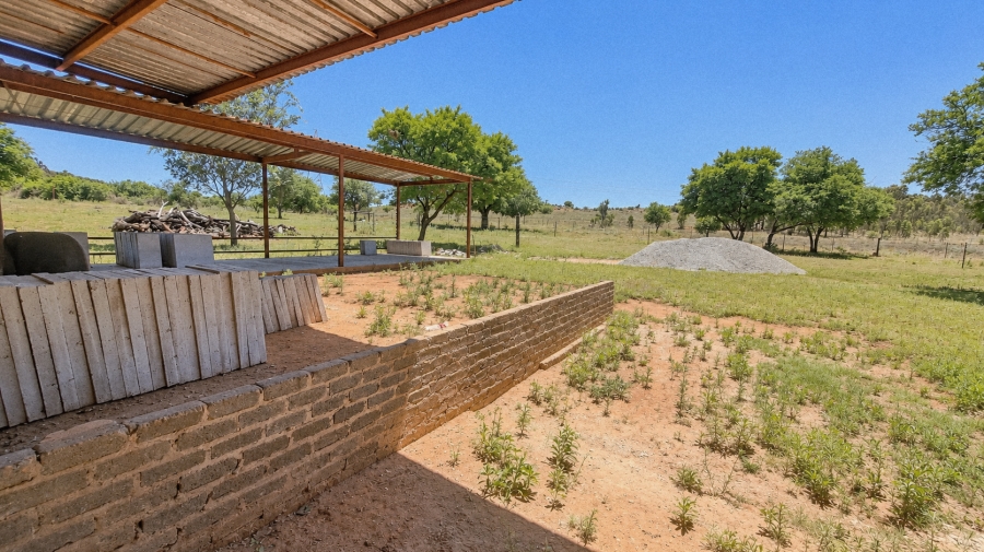 9 Bedroom Property for Sale in Helenarus Gauteng