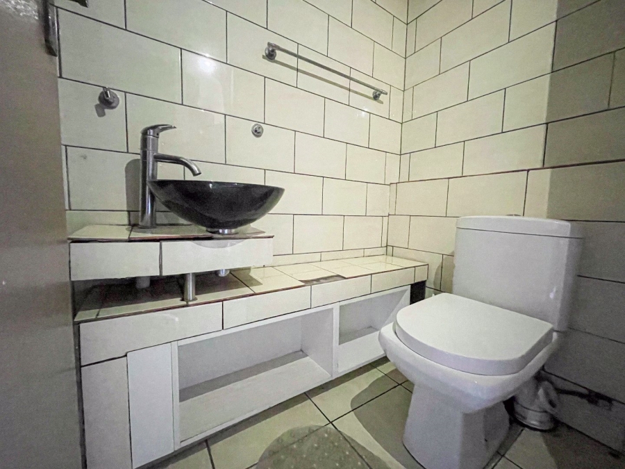 4 Bedroom Property for Sale in Braamfontein Gauteng