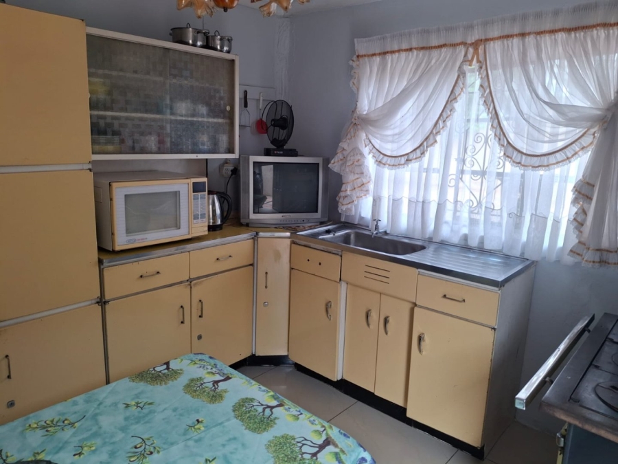 2 Bedroom Property for Sale in Daveyton Gauteng