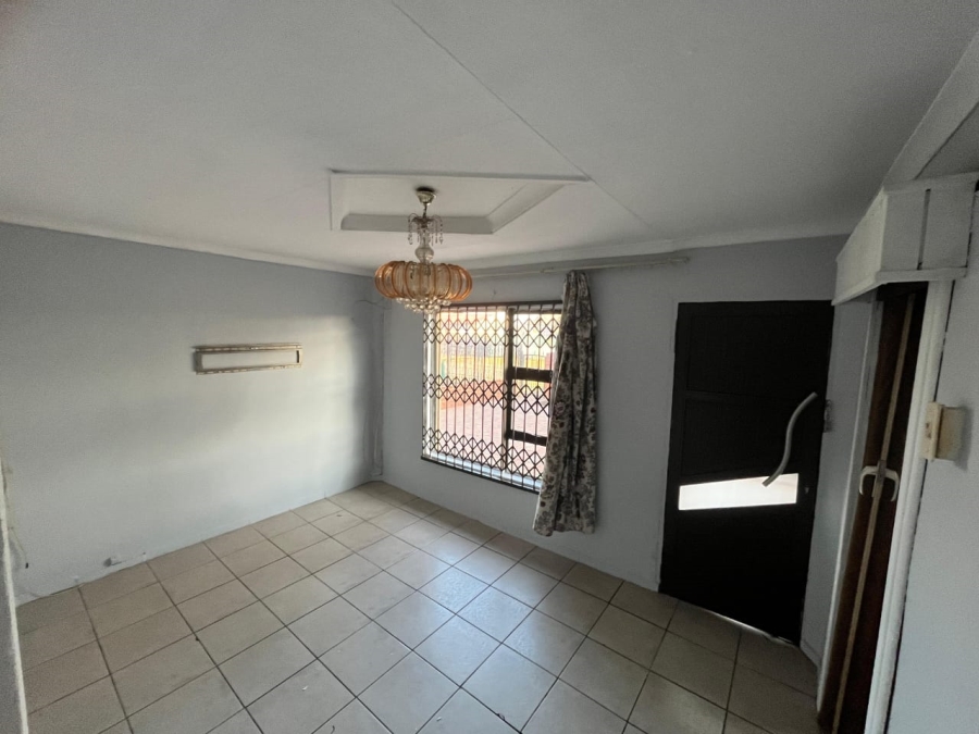 2 Bedroom Property for Sale in Daveyton Gauteng