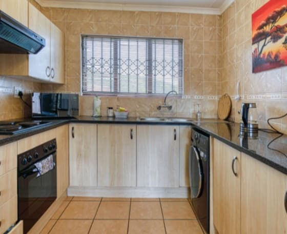 To Let 2 Bedroom Property for Rent in Meredale Gauteng