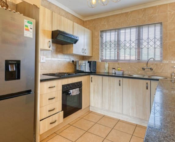 To Let 2 Bedroom Property for Rent in Meredale Gauteng