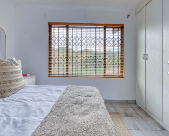 To Let 2 Bedroom Property for Rent in Meredale Gauteng