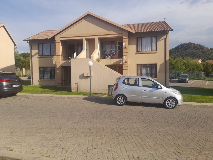 To Let 2 Bedroom Property for Rent in Meredale Gauteng