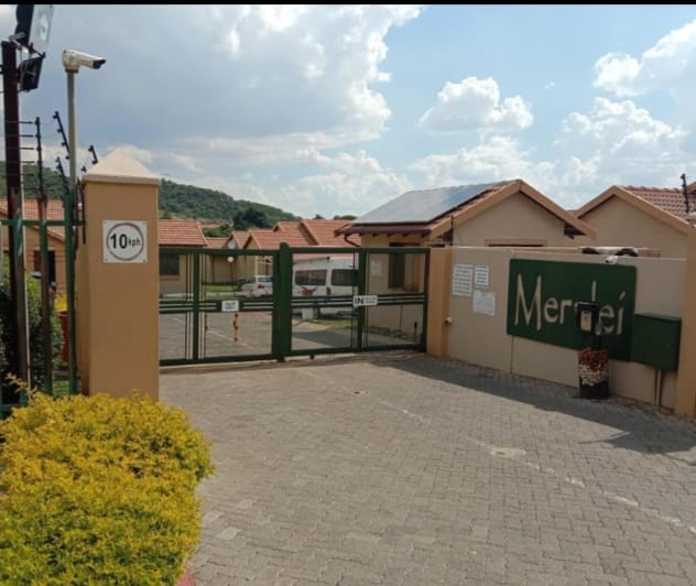 To Let 2 Bedroom Property for Rent in Meredale Gauteng