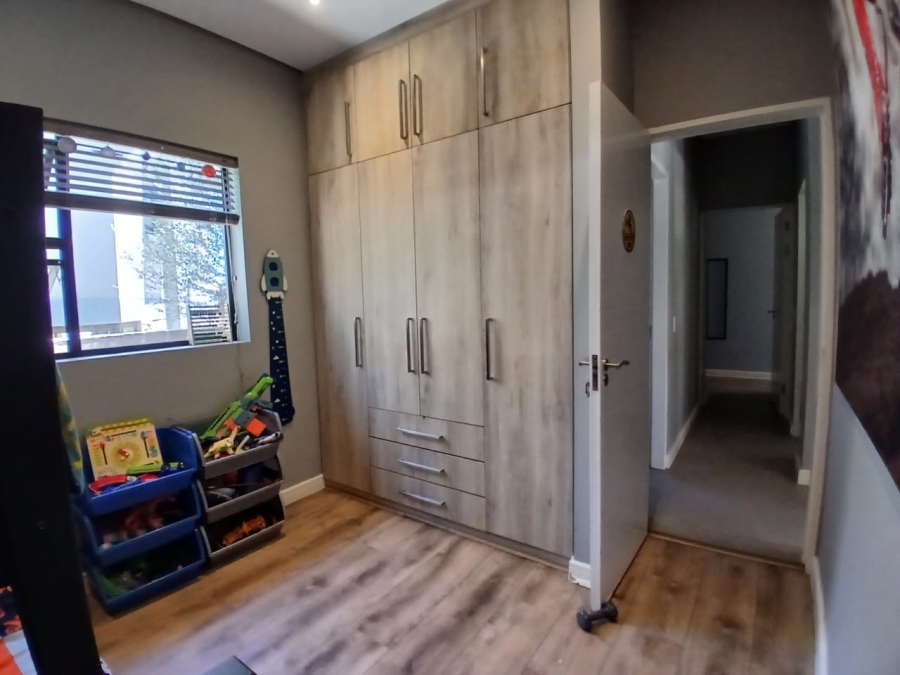 To Let 3 Bedroom Property for Rent in Olympus AH Gauteng