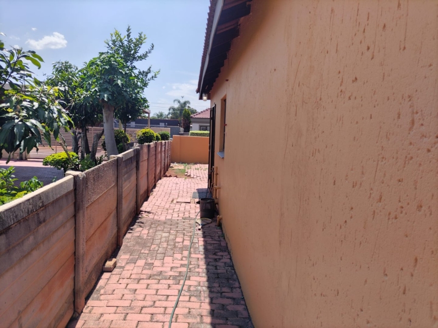 3 Bedroom Property for Sale in The Orchards Gauteng