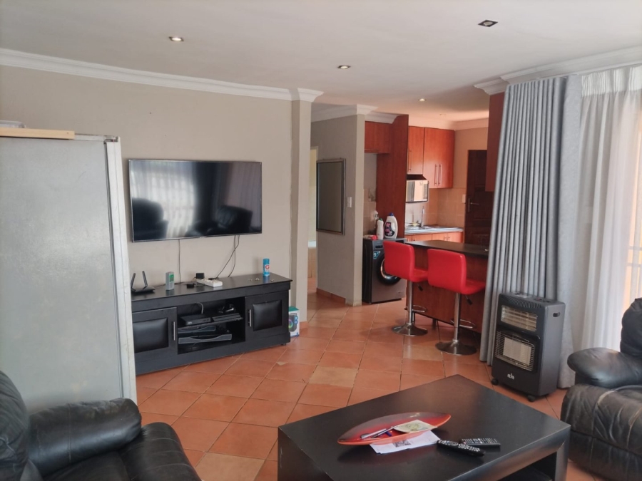 3 Bedroom Property for Sale in The Orchards Gauteng