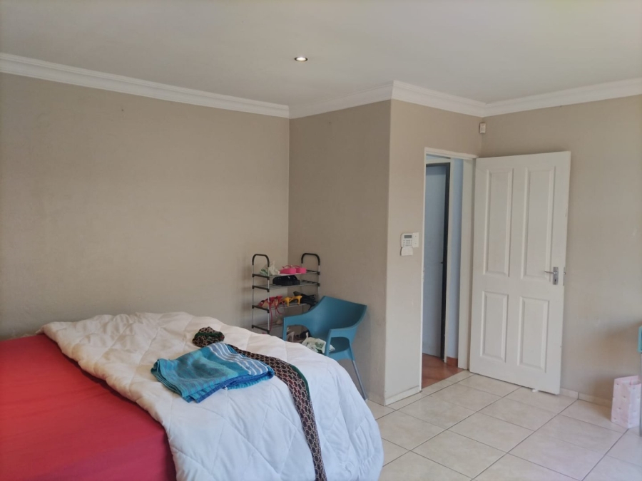 3 Bedroom Property for Sale in The Orchards Gauteng