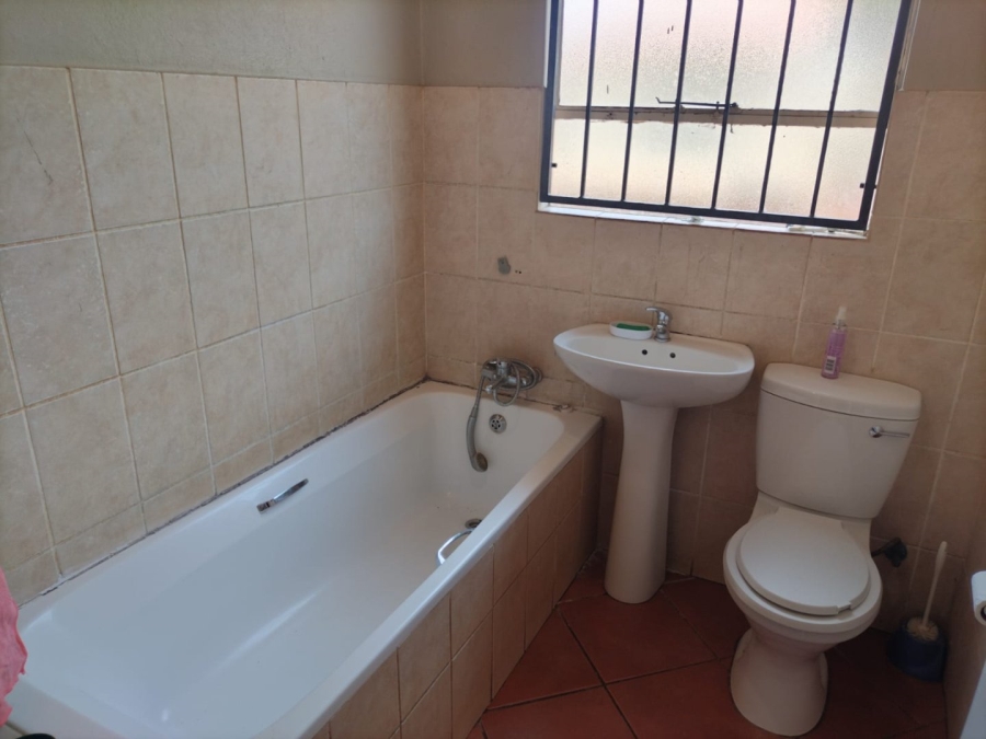 3 Bedroom Property for Sale in The Orchards Gauteng
