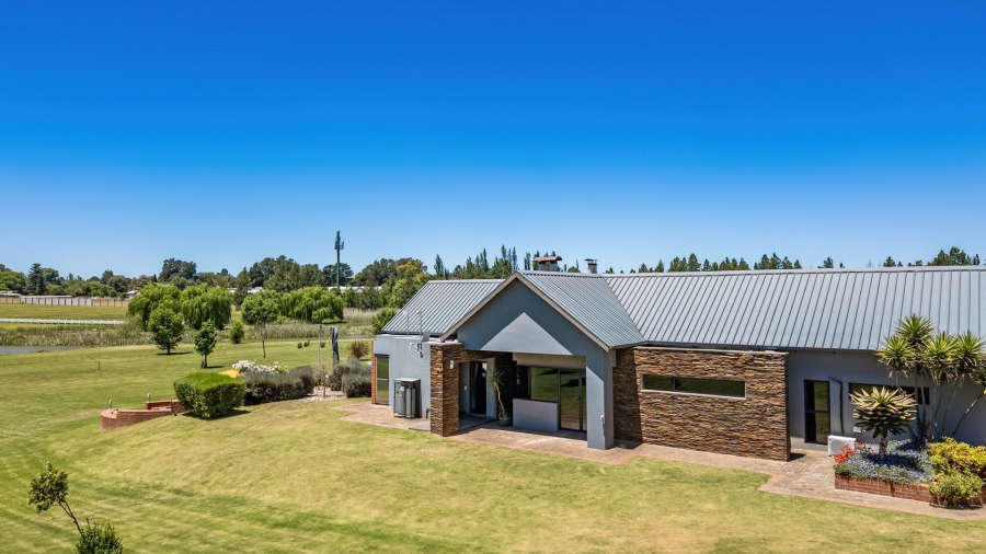 11 Bedroom Property for Sale in Dunblane Lifestyle and Equestrian Estate Gauteng