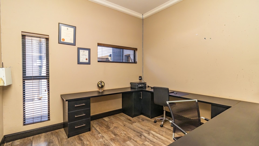 11 Bedroom Property for Sale in Dunblane Lifestyle and Equestrian Estate Gauteng