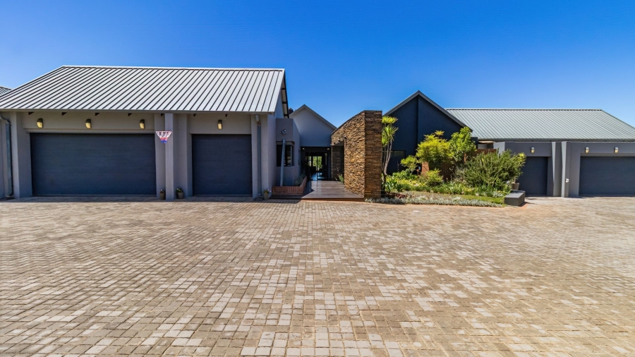 11 Bedroom Property for Sale in Dunblane Lifestyle and Equestrian Estate Gauteng