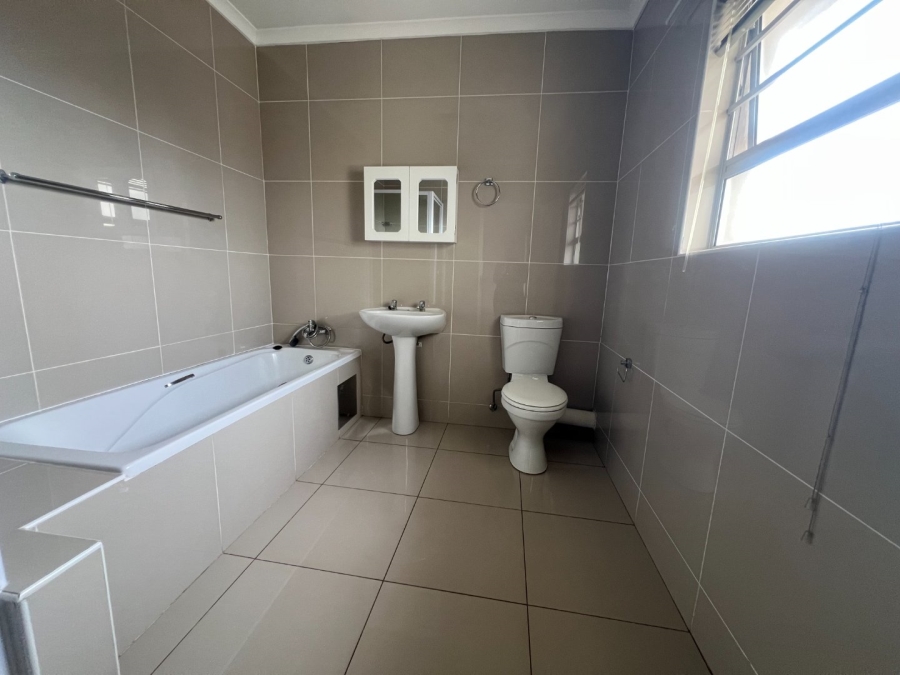 4 Bedroom Property for Sale in Meyersdal Nature Estate Gauteng