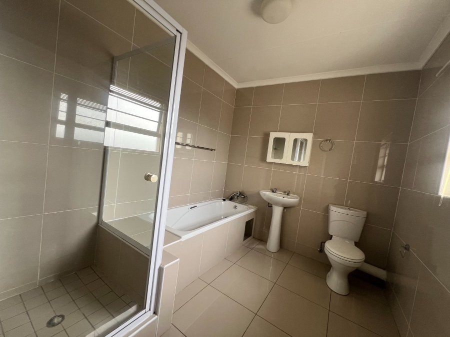 4 Bedroom Property for Sale in Meyersdal Nature Estate Gauteng