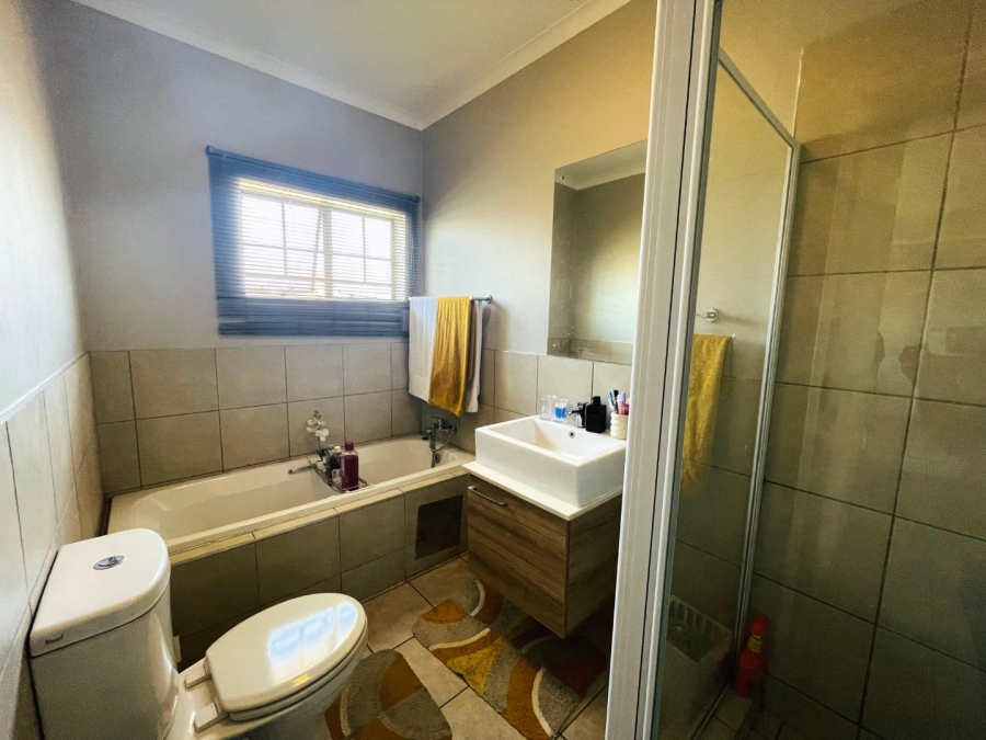 2 Bedroom Property for Sale in Sagewood Gauteng