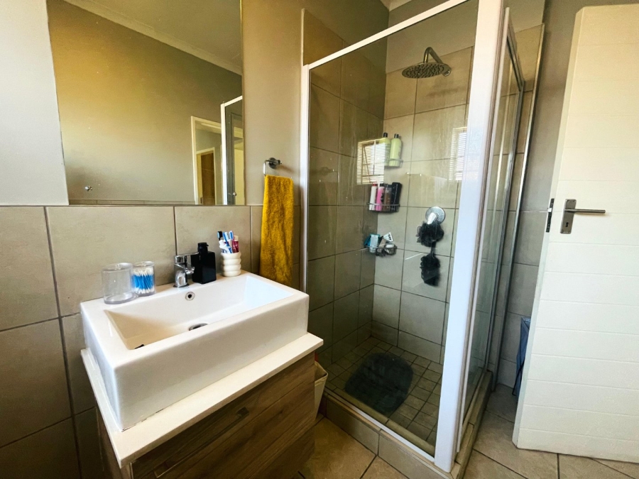 2 Bedroom Property for Sale in Sagewood Gauteng